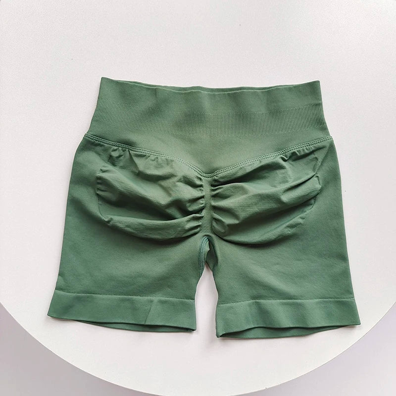 Ribbed Scrunch Yoga Shorts