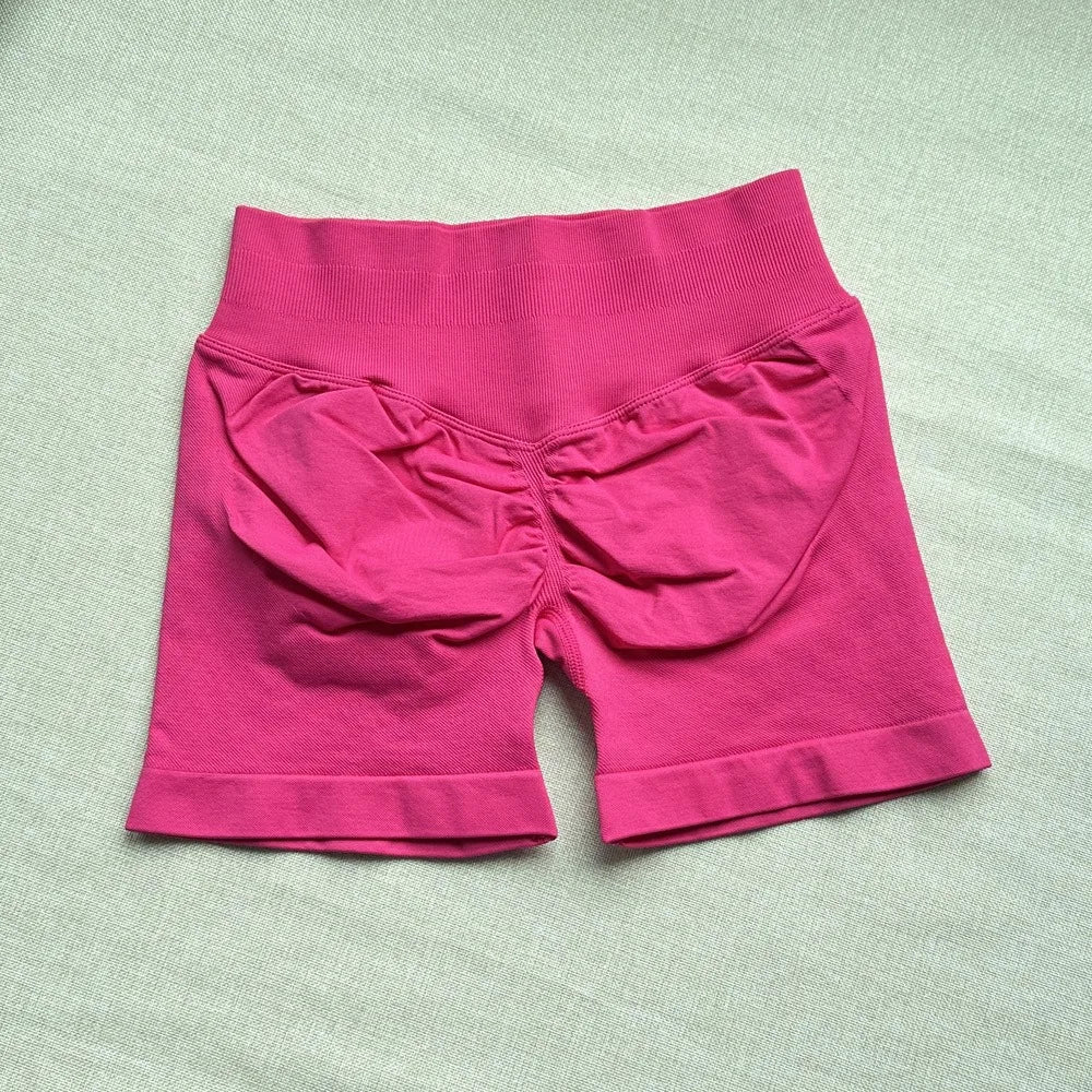 Ribbed Scrunch Yoga Shorts